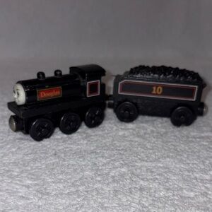 Thomas & Friends Black Douglas Train Engine and tender wooden